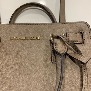 Michael Kors Crossbody Purse